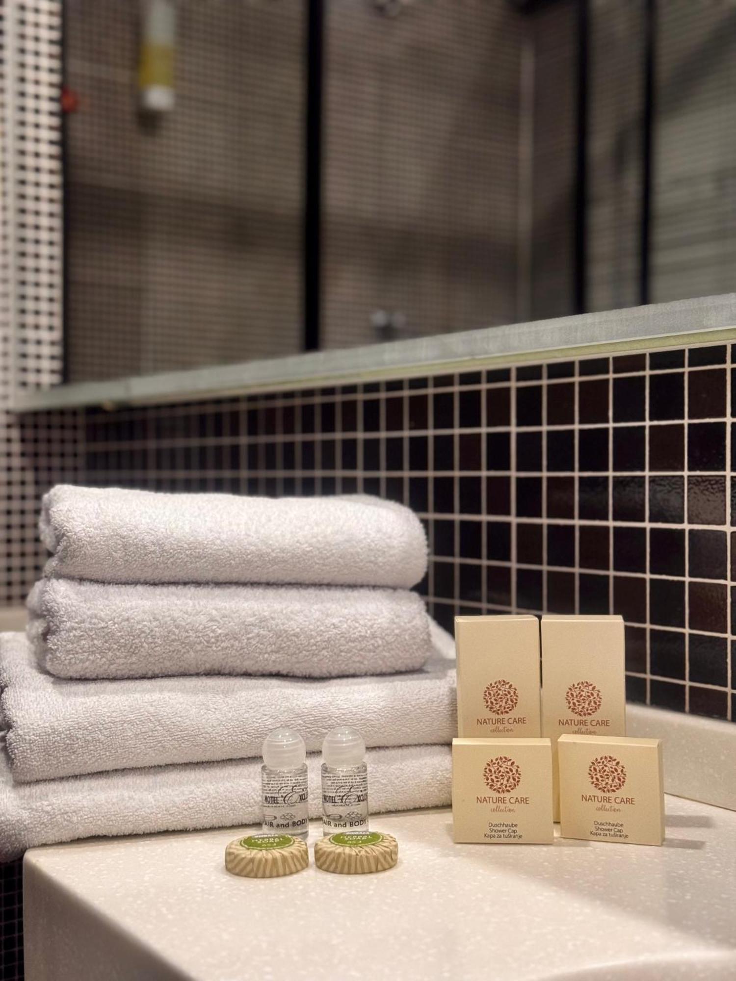 Hotel Exclusive SJJ Eksteriør billede