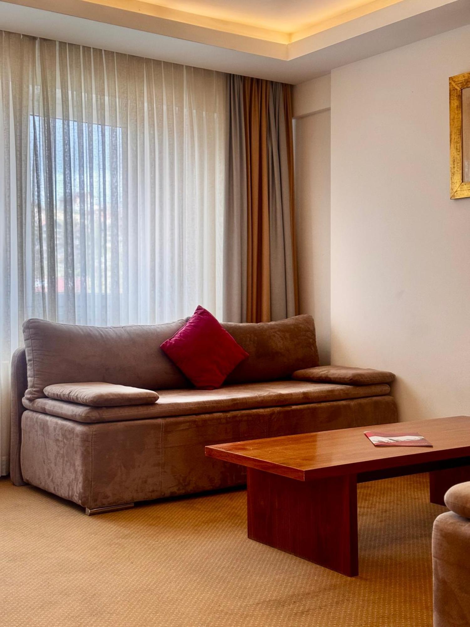 Hotel Exclusive SJJ Eksteriør billede